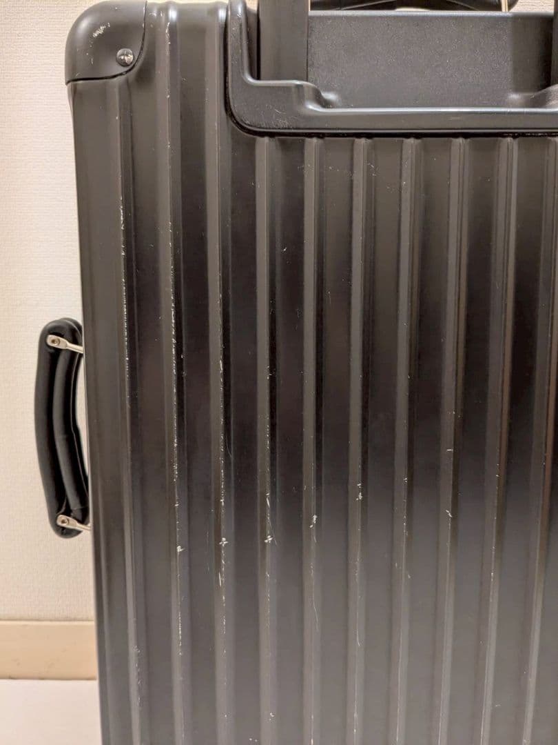 生涯保証 リモワ クラシック キャビン ブラック 36L