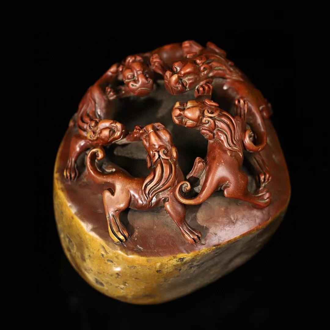 中国古美術・旧蔵螭虎龍钮随形の印鑑・寿山石朱砂红原石彫り・書道・文房具・置物