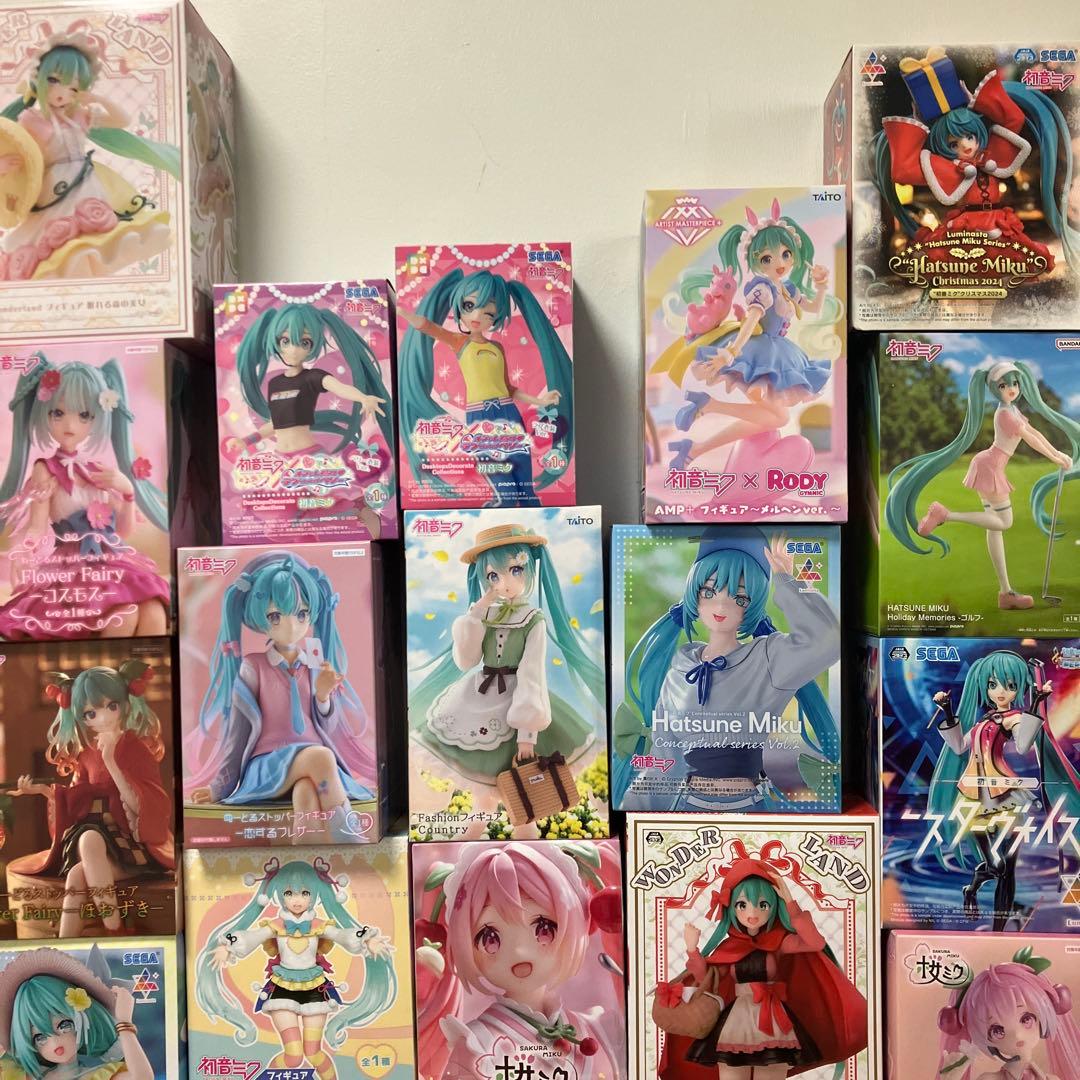 初音ミク フィギュアコレクション　42体