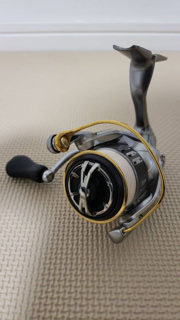 SHIMANO ツインパワー TWIN POWER C2000HGS