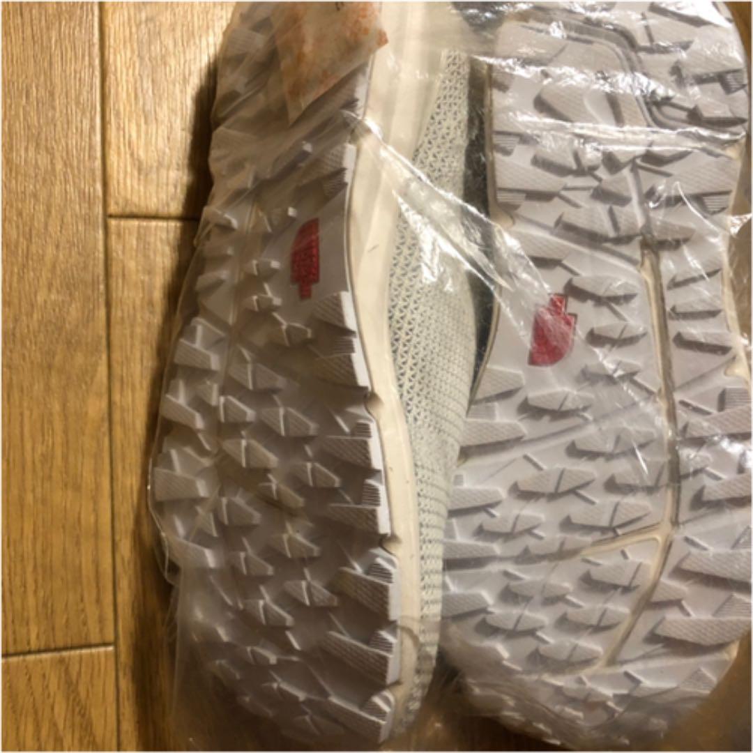 ノースフェイス　スニーカー　　新品