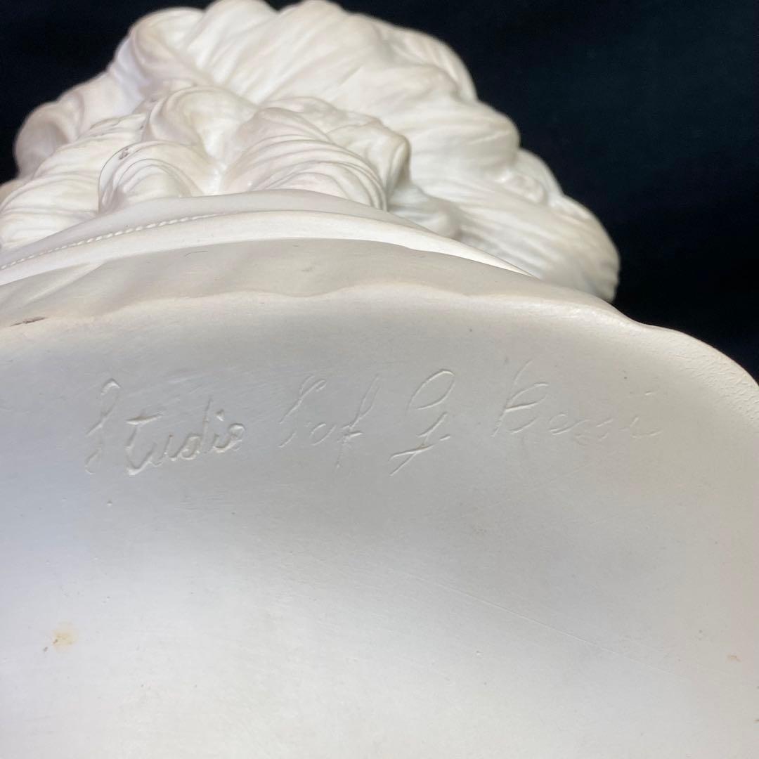 《ジュゼッペ・ペッシ》少女の胸像　白い陶器製　イタリア製