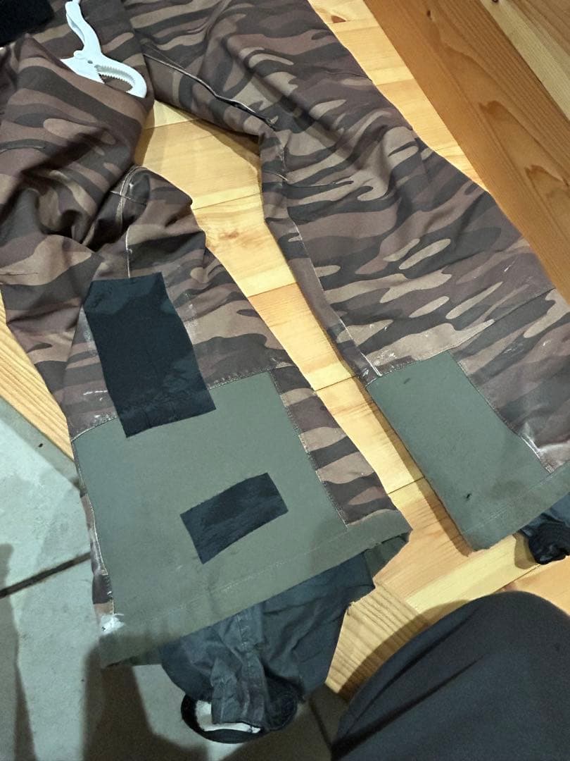 DAKINE カモフラージュ ビブパンツ M