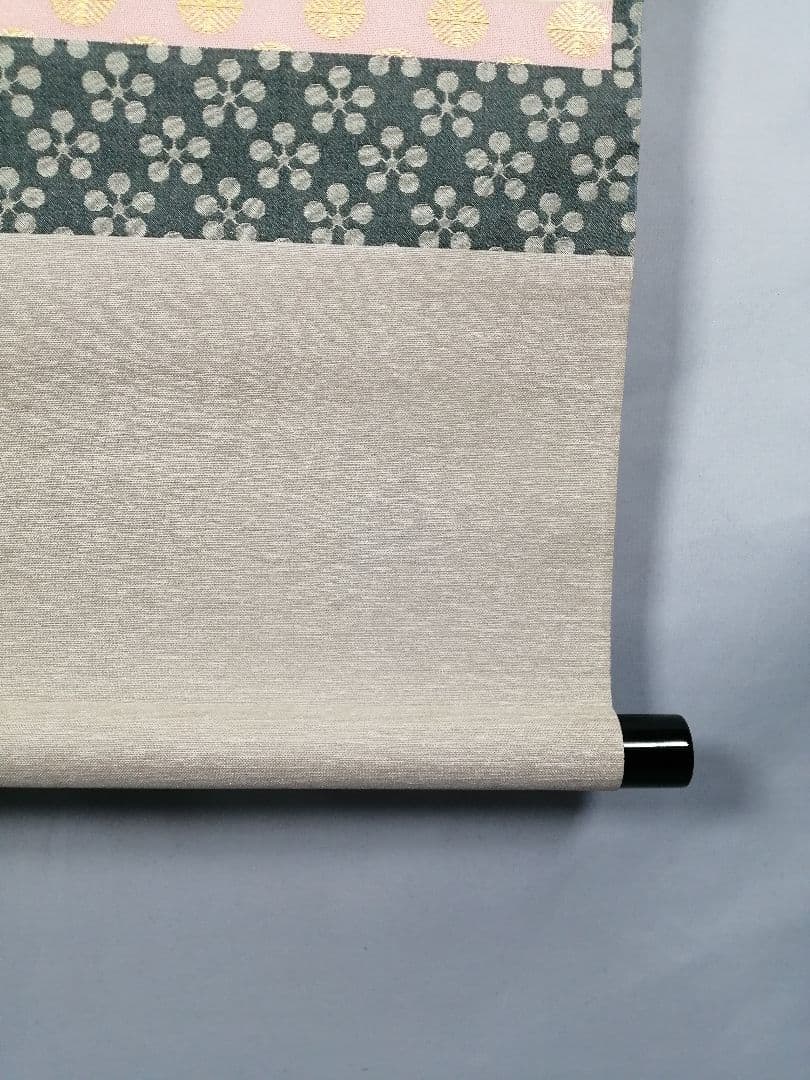 【茶道具】大徳寺　黄梅院小林太玄和尚筆　　「明歴々露堂々」一行　軸　　C19