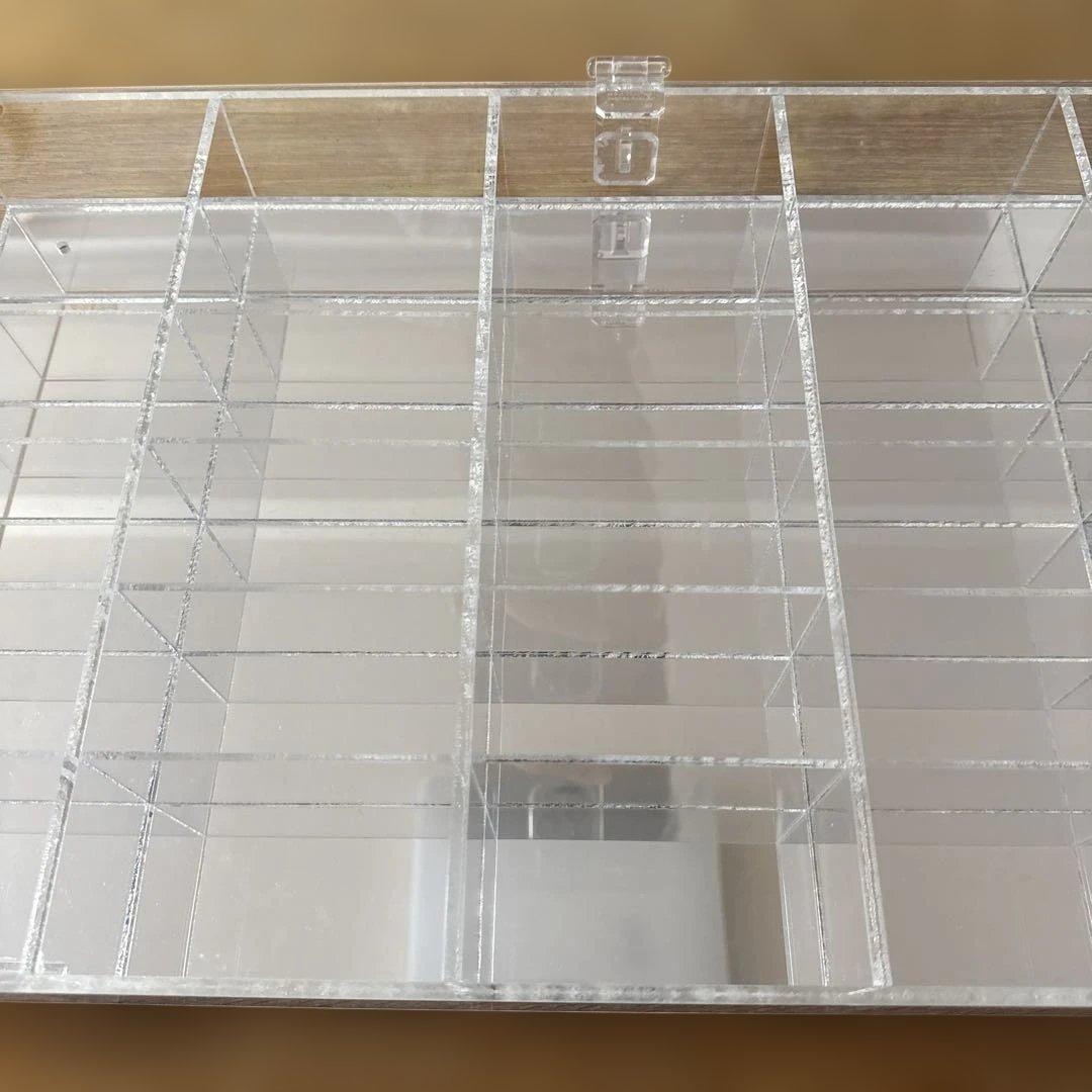 ミニカーケース　1/64サイズ用　ミラー仕様