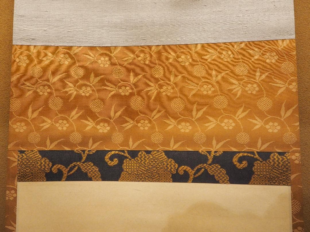 大徳寺511世管長 立花大亀自筆一行『吟風一様松』掛軸（共箱）