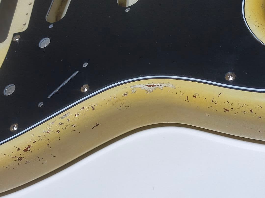 フェンダージャパンネック/マホガニー2Pレリックボディ