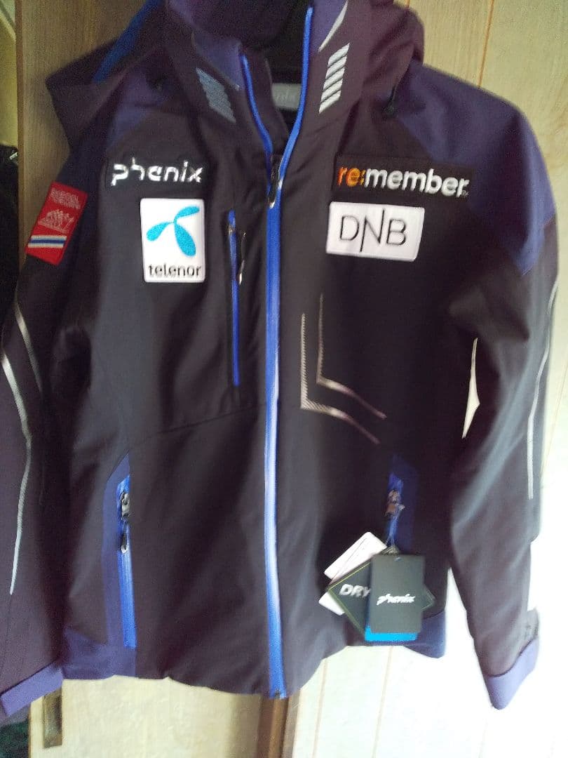 b 新品タグ付 Norway Alpine Team  モデル上下  S