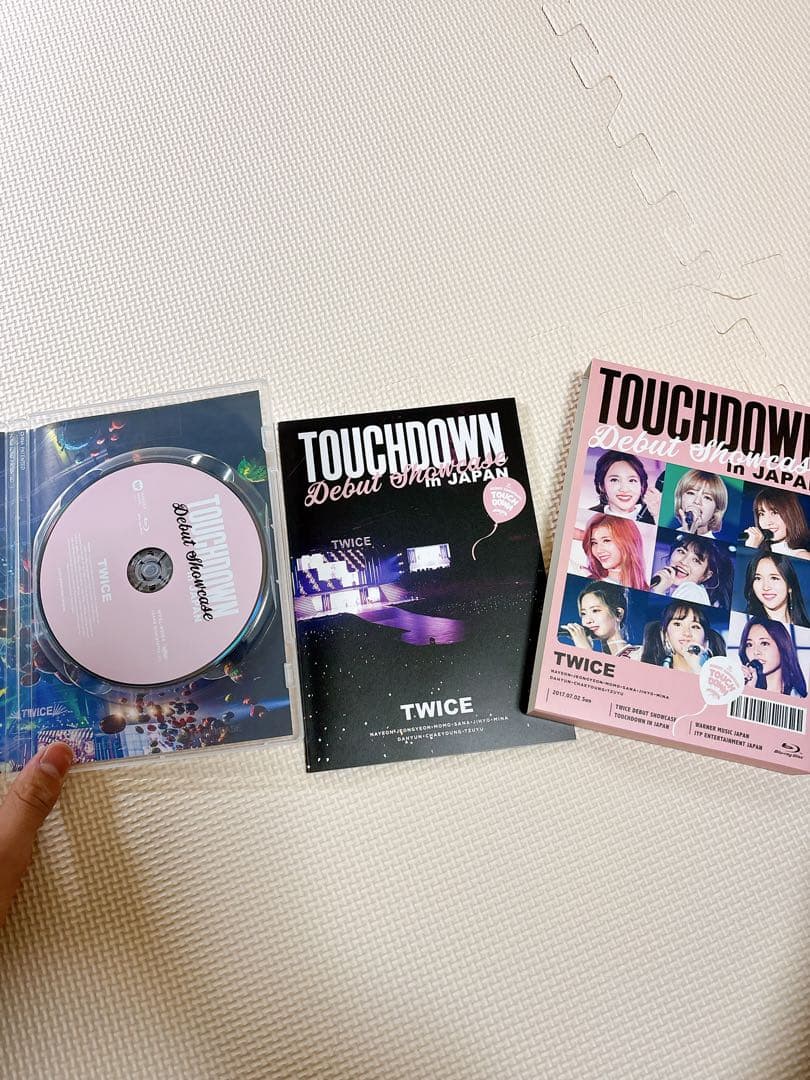 TWICEグッズまとめ売り‼️【レアモノ揃い】
