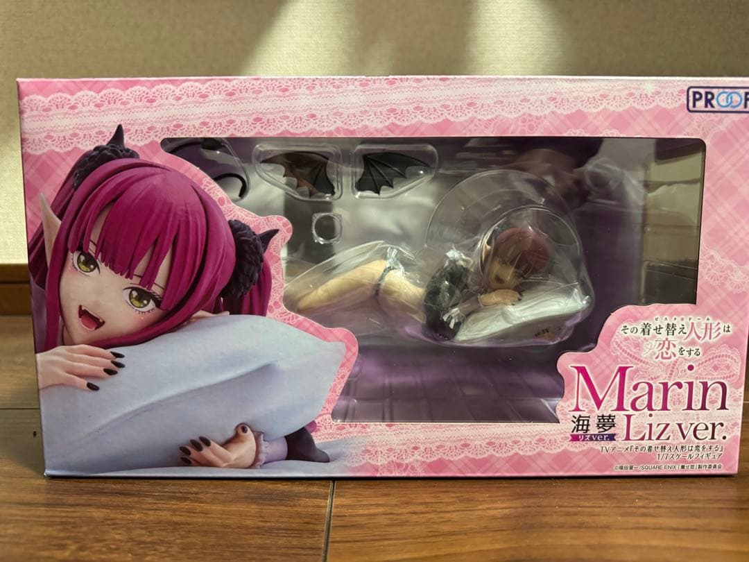 着せ替え人形フィギュア