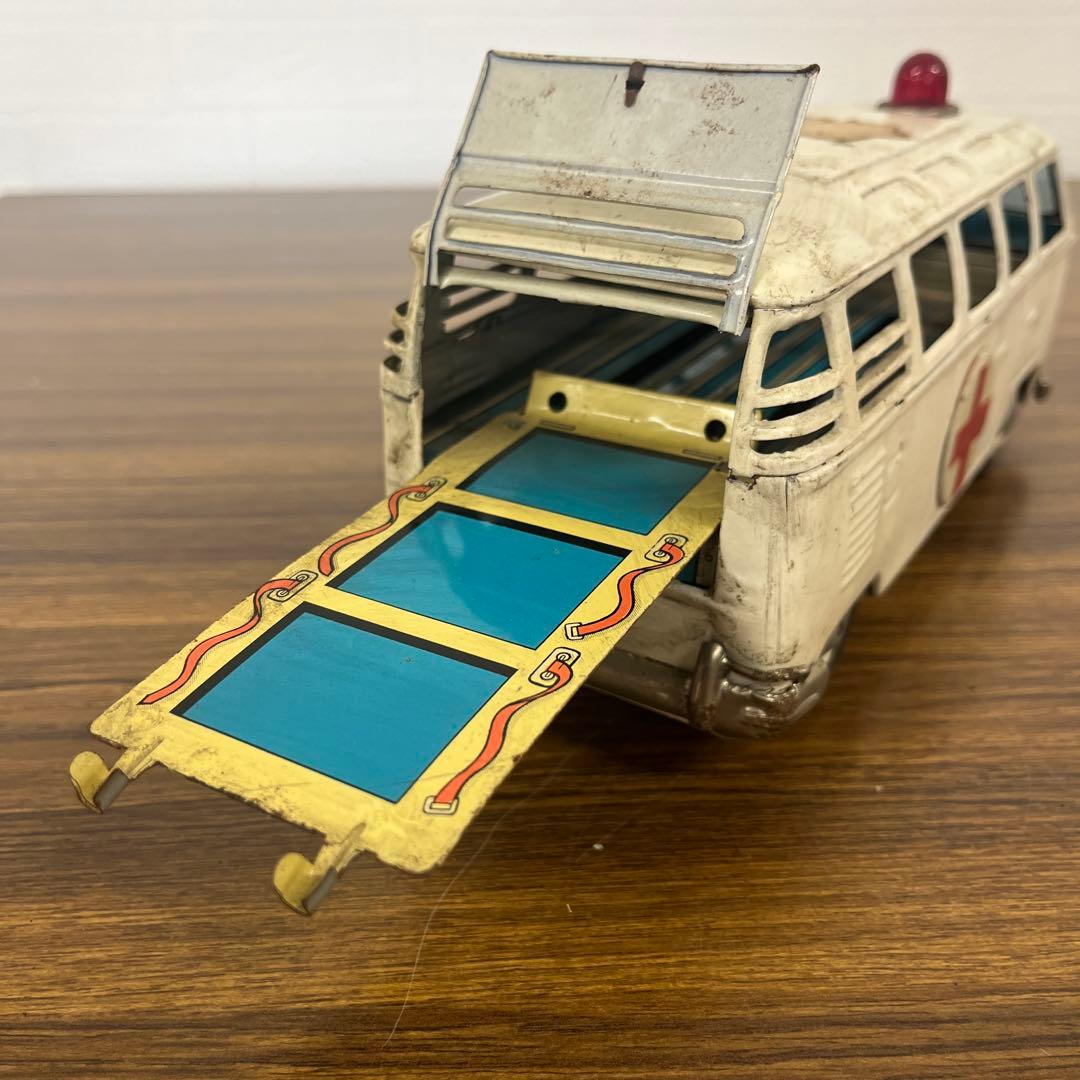 萬代屋 旧バンダイ フォルクスワーゲン 救急車 ブリキ 日本製 バンダイ