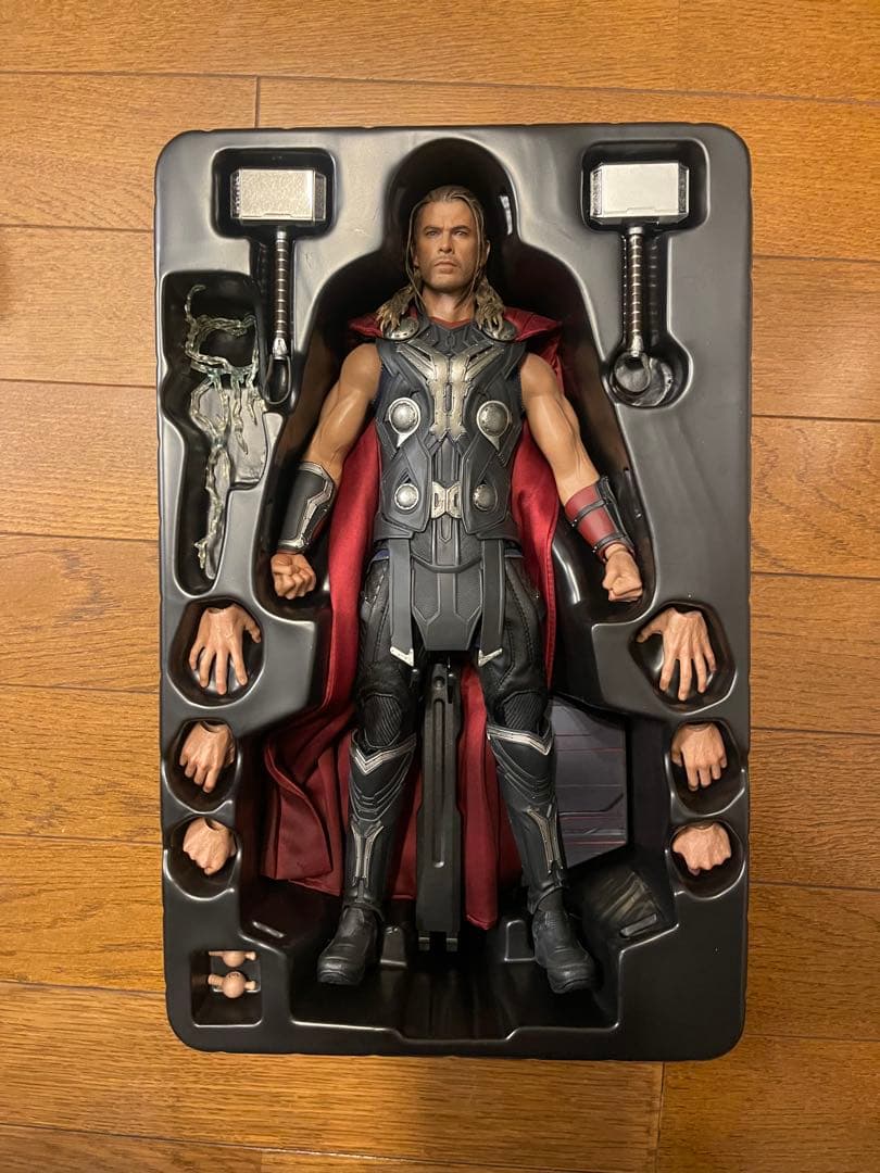 Hot toysセット アイアンマン　ロケット　キャプテンアメリカ　マイティソー