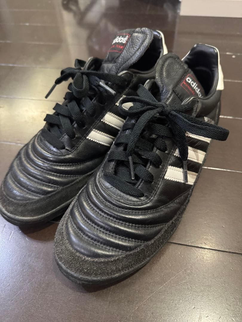adidas Mundial Team サッカーシューズ 黒/白26cm