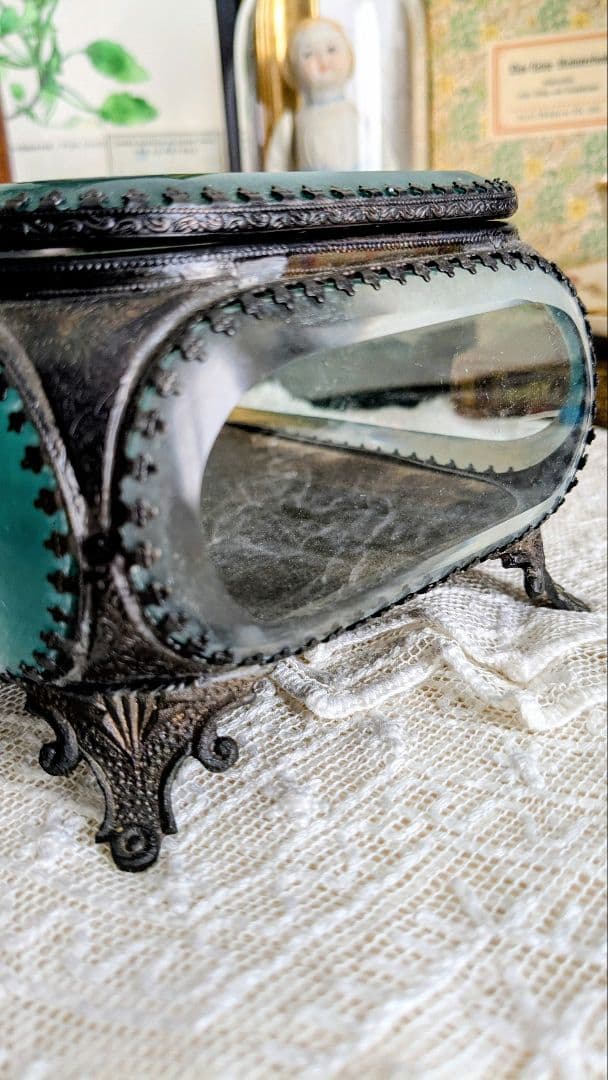 ガラス製装飾ジュエリーボックス ベベルガラス 宝石箱