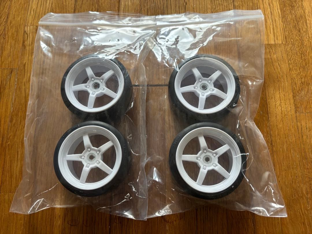 京商フェーザーMk2 スバルインプレッサ　ボディ　ホイール　タイヤ　新品　未走行