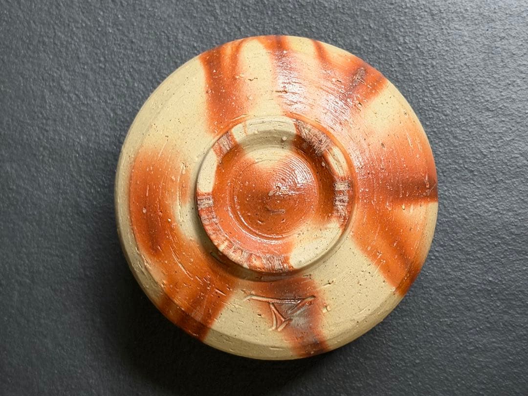 山本雄一 備前焼緋襷茶碗 共箱 緋襷　県重要無形文化財