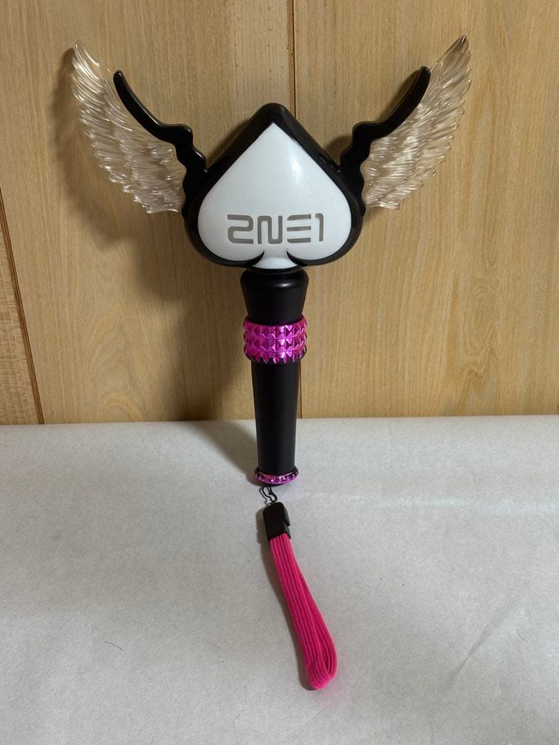 2NE1 ペンライト