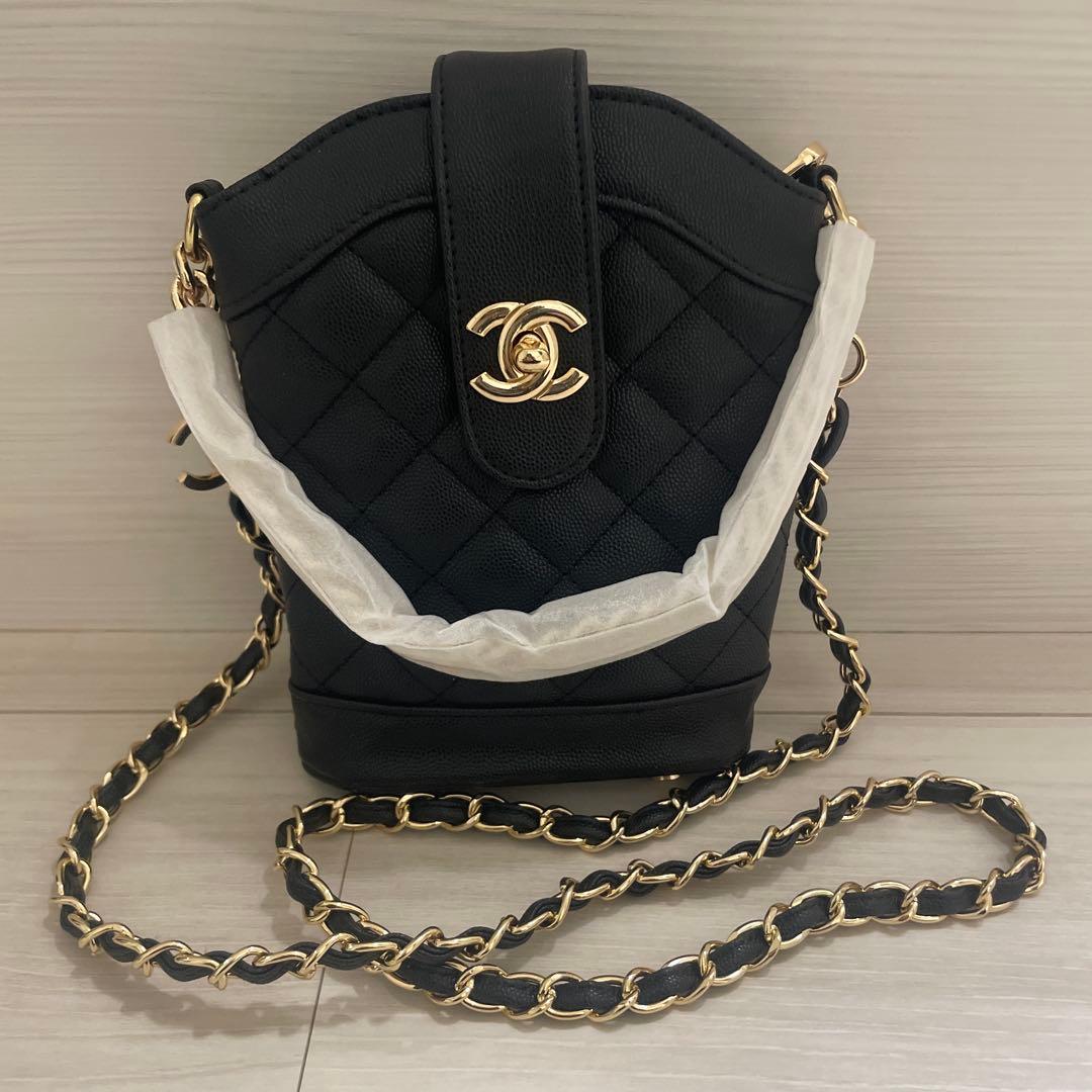 CHANEL ノベルティショルダーバッグ