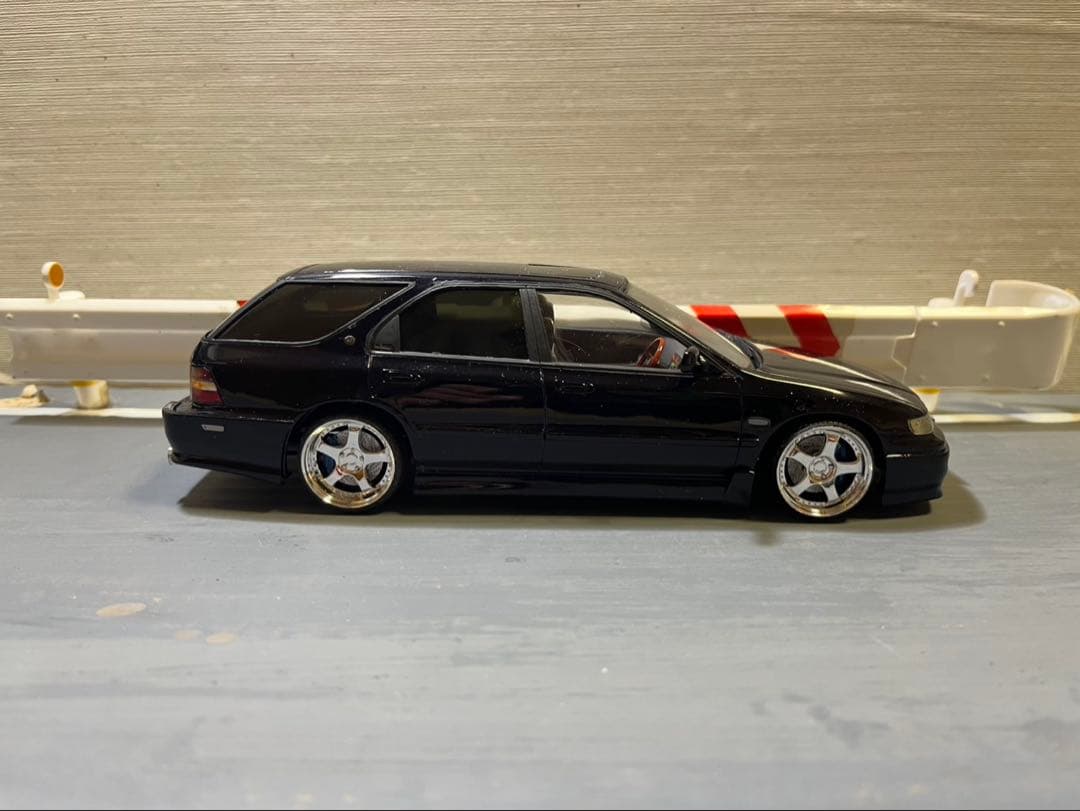 アコードワゴン　プラモデル　完成品