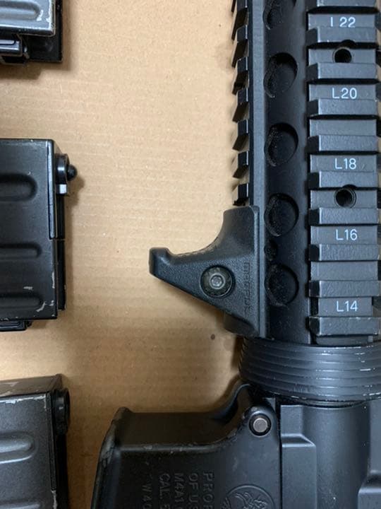 東京マルイ 電動ガン　m4CQB R