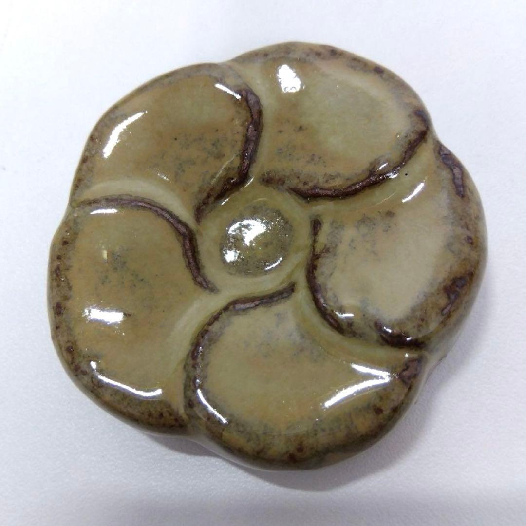 高取焼 亀井味楽 即中斎書付 捻梅香合 共箱