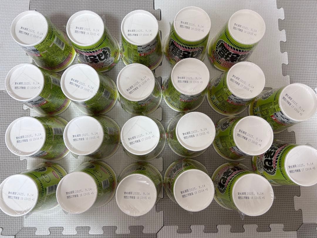 カップヌードル　計６４個　まとめ売り