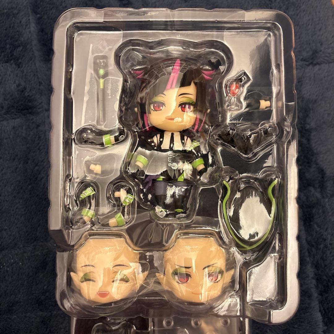 ツイステ リリア・ヴァンルージュ ねんどろいど