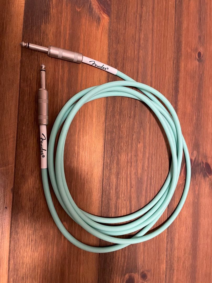 Squier Stratocaster ギター