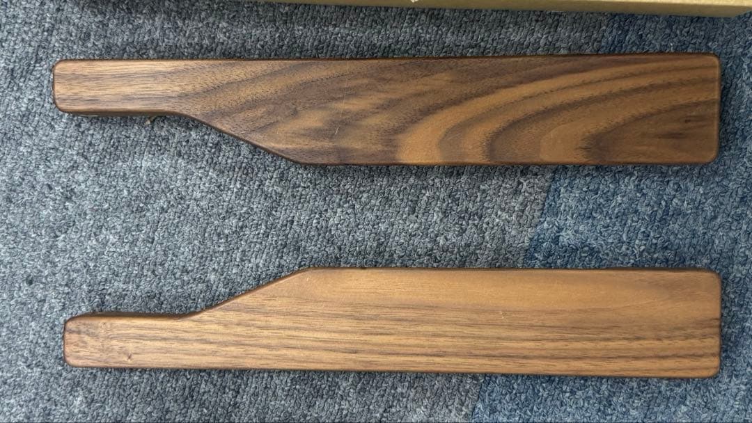 T・M　ヒジラク