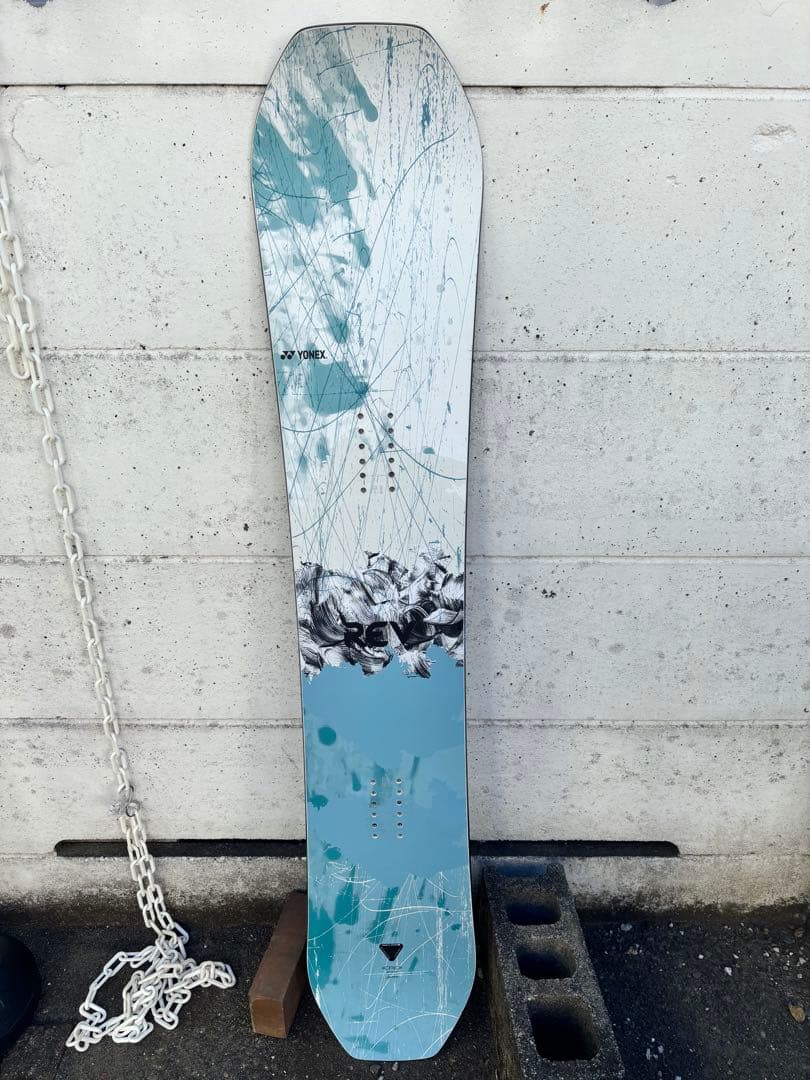 YONEX 2023-24モデル スノーボード REV 153cm 数回使用
