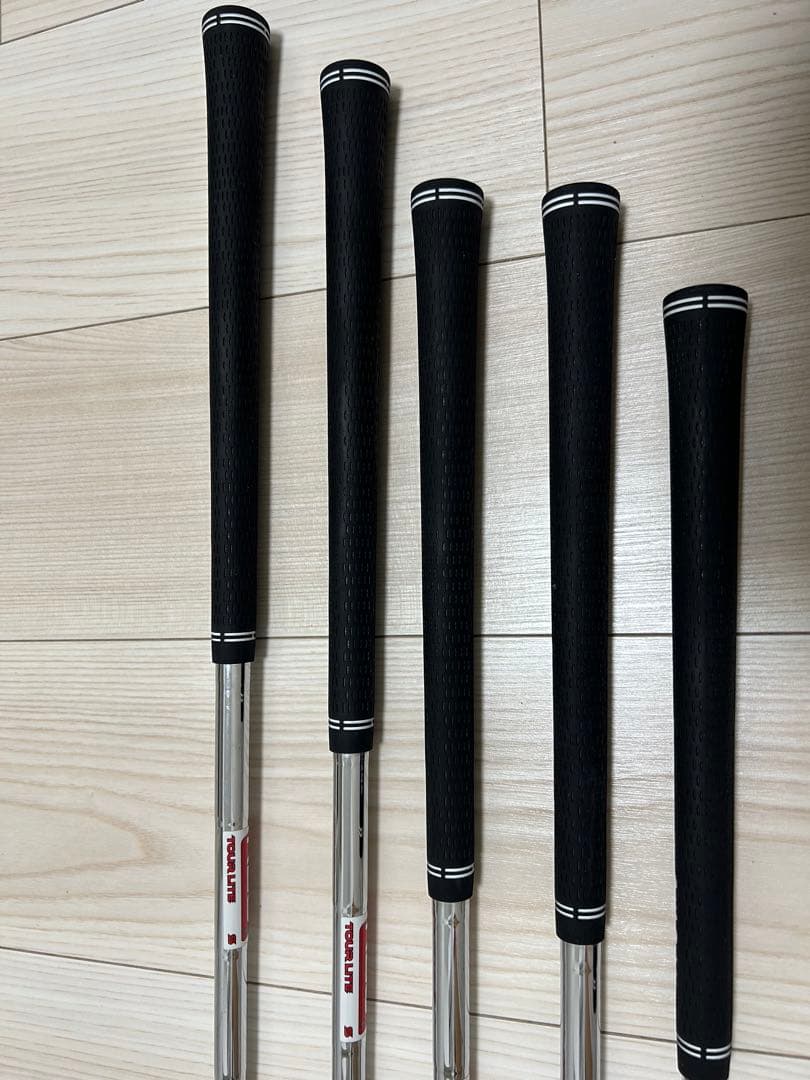 スリクソン　zxi5アイアン　レフティ　5本セット