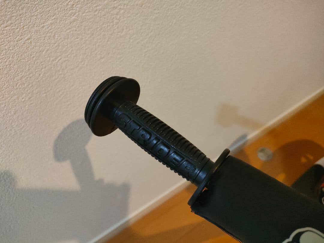 STRIDER 12 限定カラー 日本正規品　ホワイト　レッド