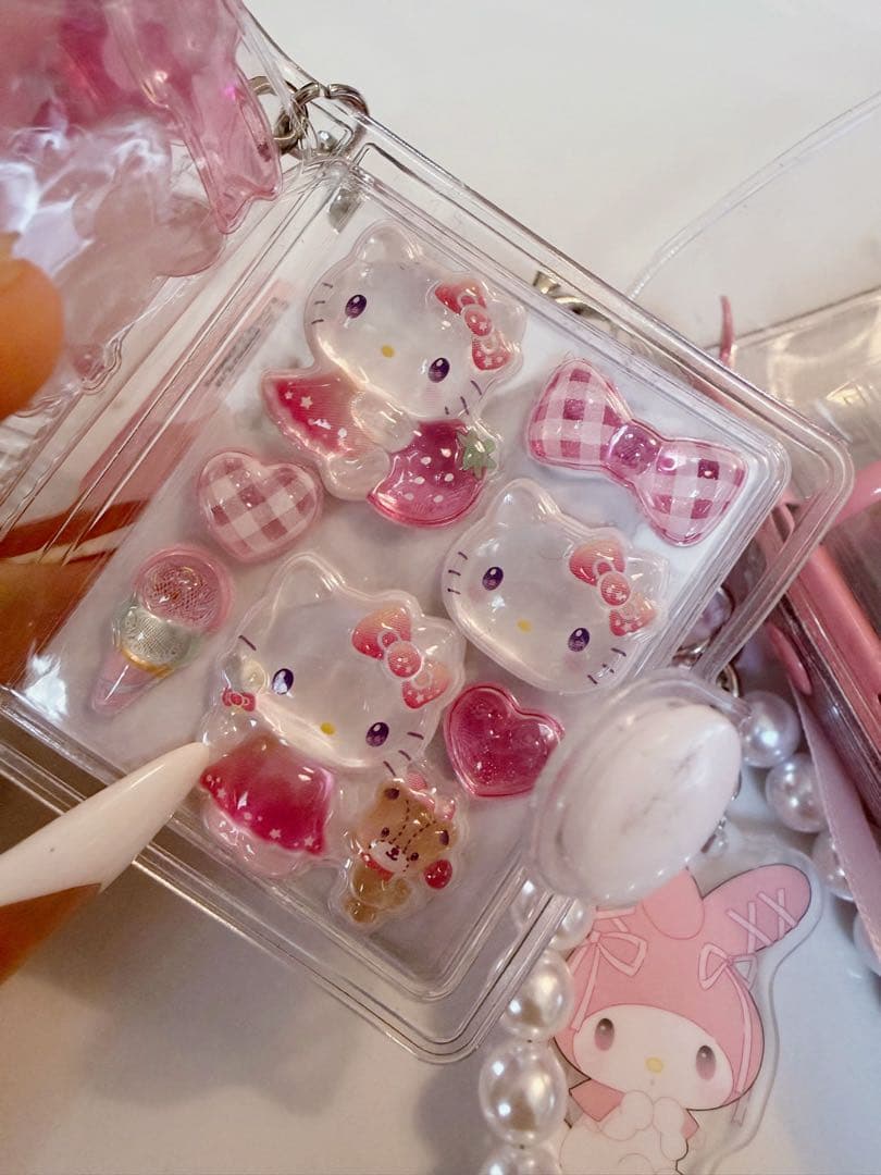 マイメロディ ハローキティ シール帳完成品♡