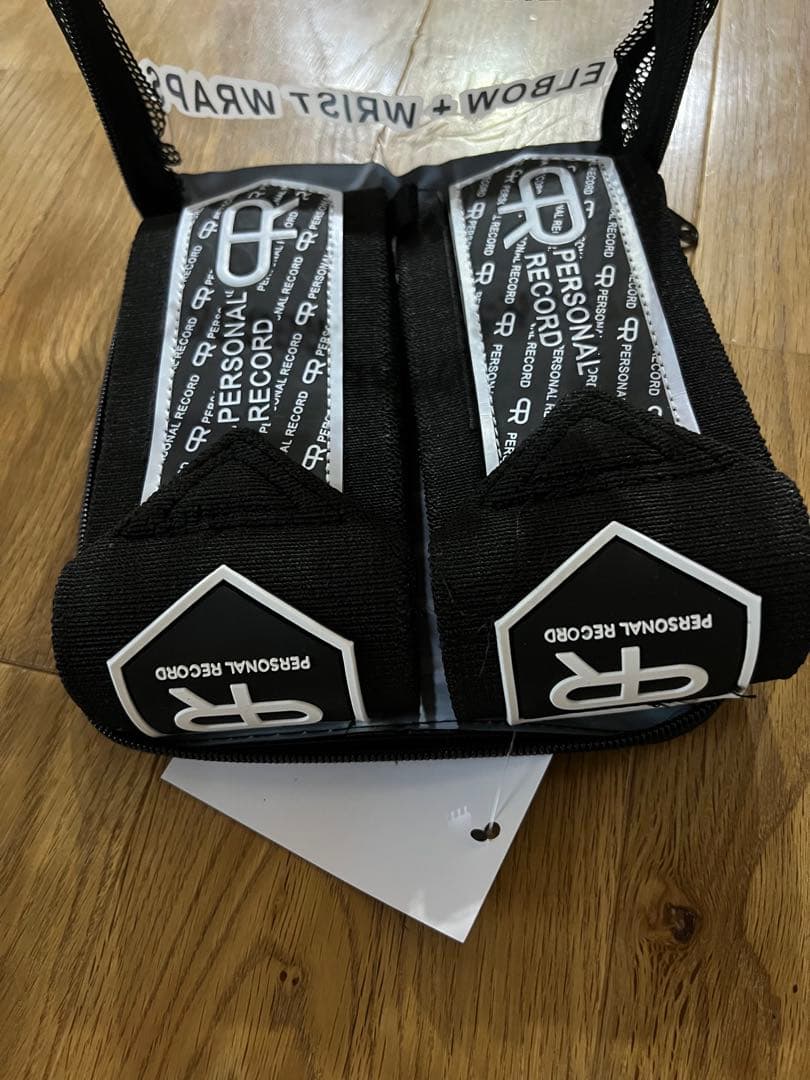 パーソナルレコード　PR　エルボーラップ　ブラック色　トレーニング　筋トレ