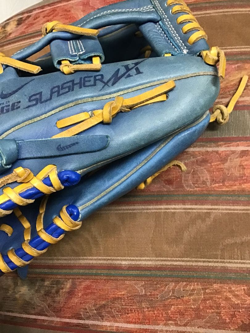 ST-110 Nike Edge Slasher NX 軟式グローブ