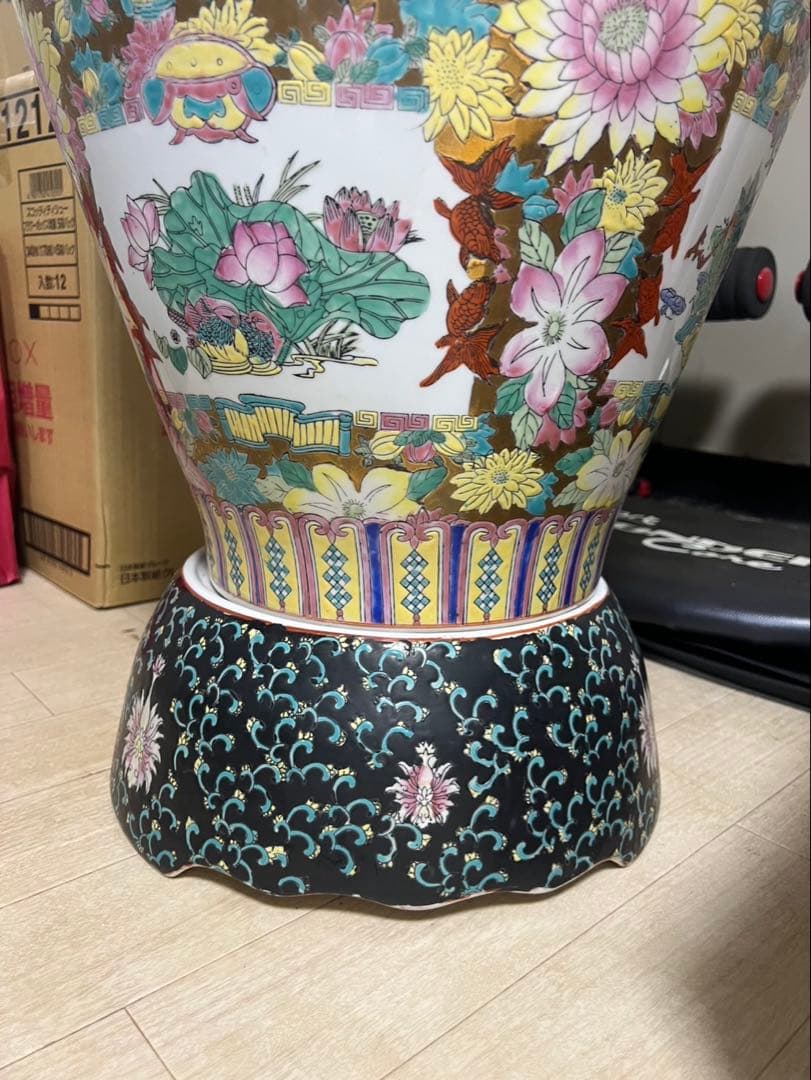 壺(中国アンテック美しい装飾)