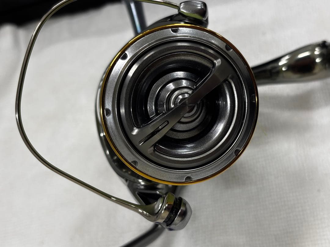 【極美品】シマノ 18ステラ 4000XG 夢屋ハンドルノブ・リールスタンド付