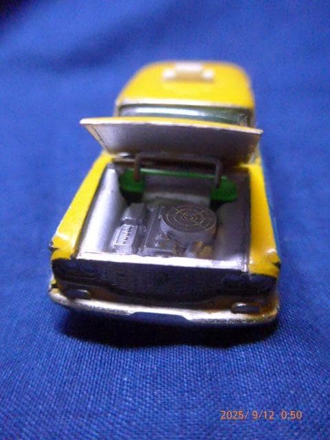 激レア！初期の大盛屋のミニカー トヨペット クラウン東京駅構内タクシーです