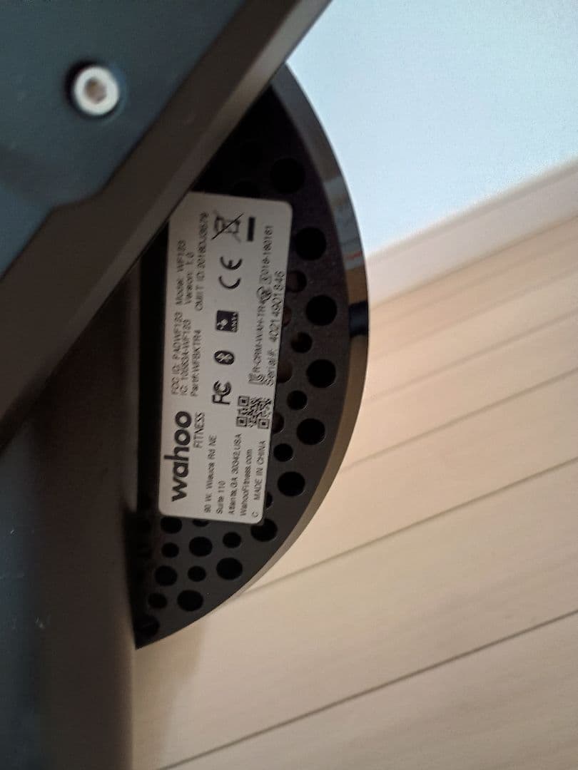Wahoo KICKR CORE ローラー台　ジャンク