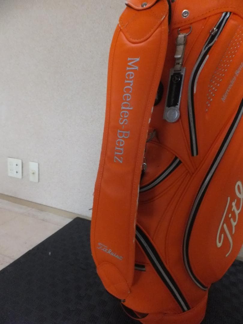 限定！タイトリスト / メルセデス・ベンツ コラボ キャディバッグ（オレンジ）