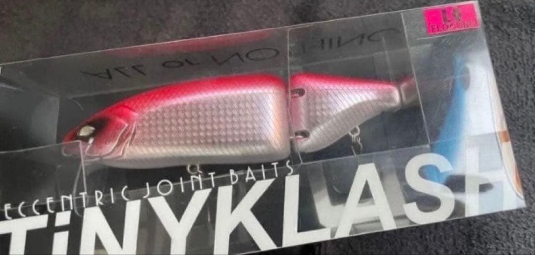 タイニークラッシュ　Low ビッグバスレッド　即完売　超レアカラー DRT