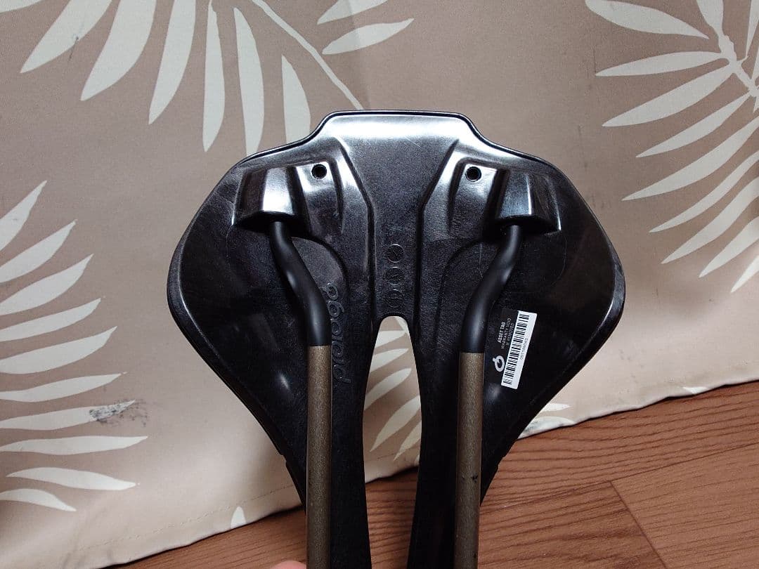 Prologo Scratch M5 ブラックサドル