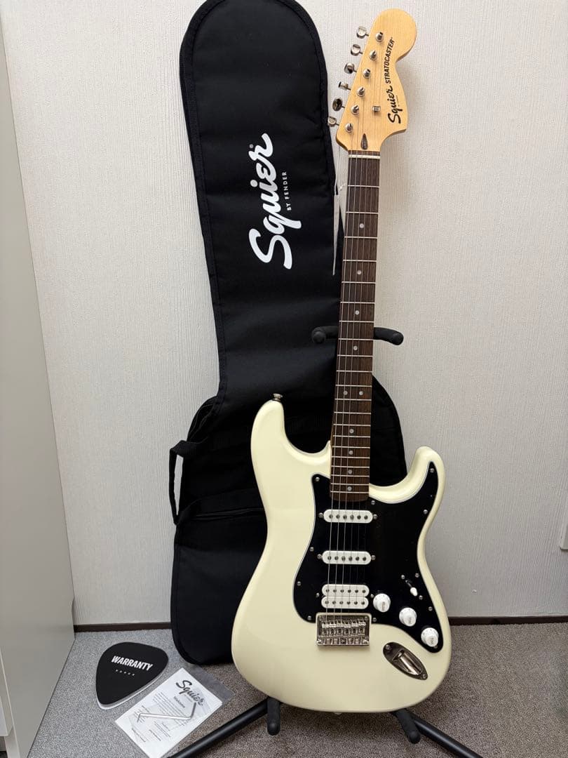 Squier Fender Classic Vibe 70s HSS ギター