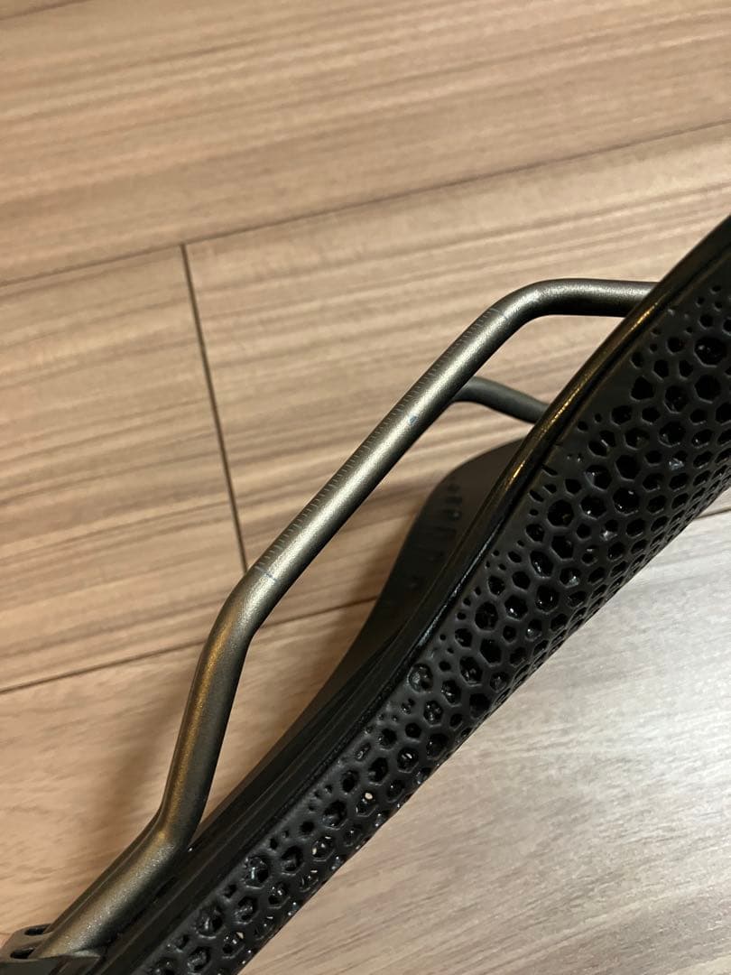 「美品」fi'zi:k (フィジーク)サドル VERSUS EVO 149mm