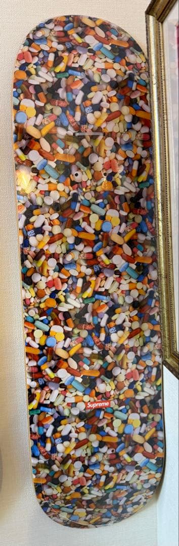 シュプリーム　スケボー　デッキ