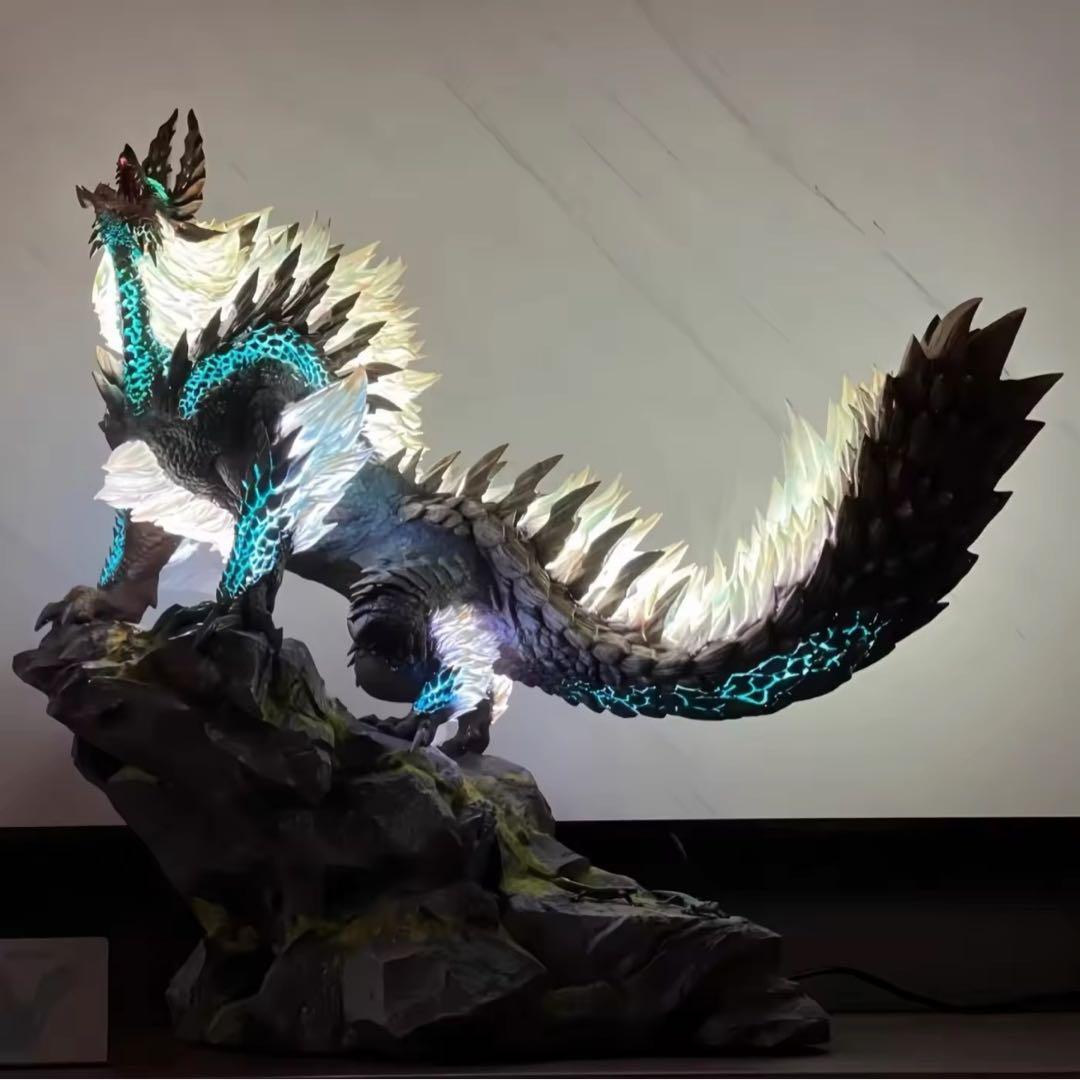 モンスターハンター 雷狼竜 ジンオウガ LED発光 フィギュア 28cm