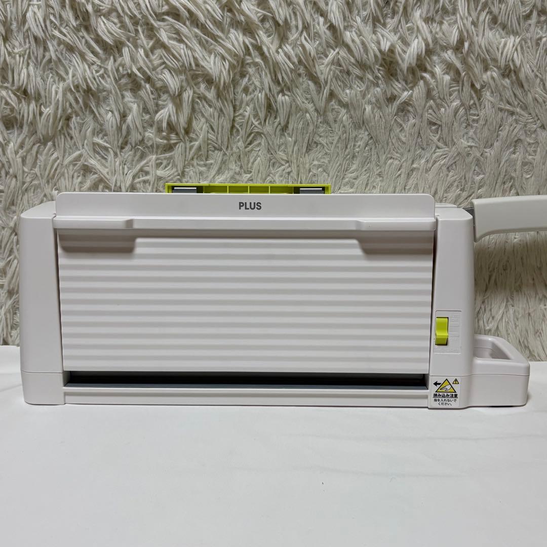 PLUS プラス コンパクト裁断機 PK-213 自動裁断機セット ホワイト