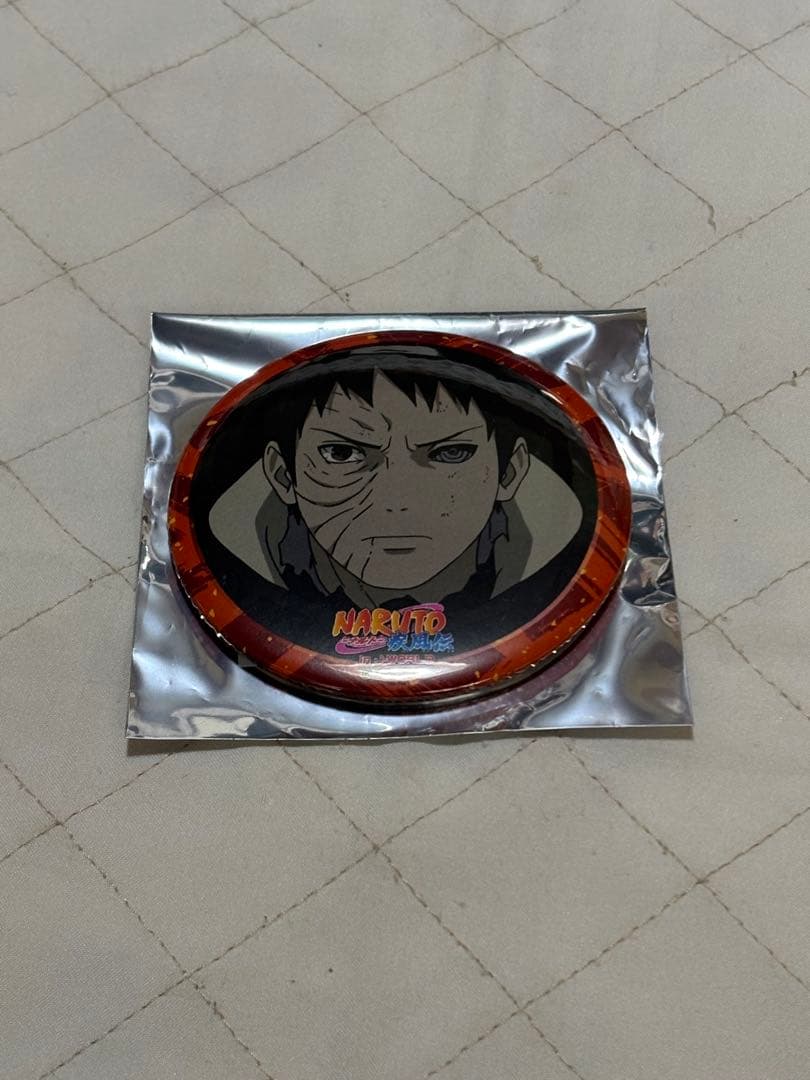 NARUTO 缶バッジ　うちはオビト　J-WORLD