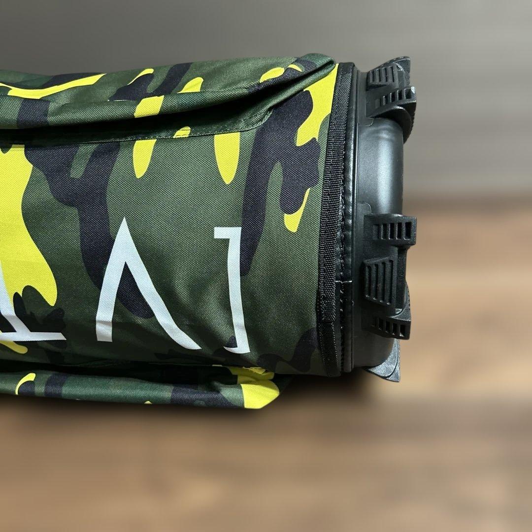 ［新品未使用］V12 ヴィトゥエルブ　キャディバッグ　カモフラージュ柄