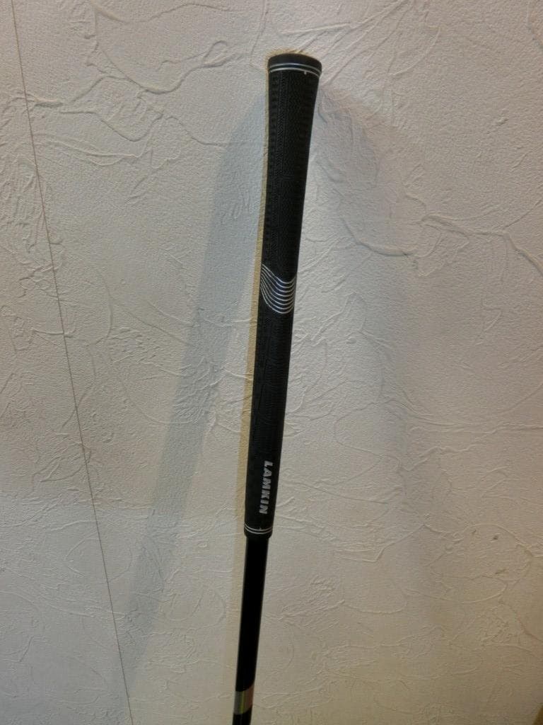 ベンタスブラック５S　タイトリストスリーブ付き